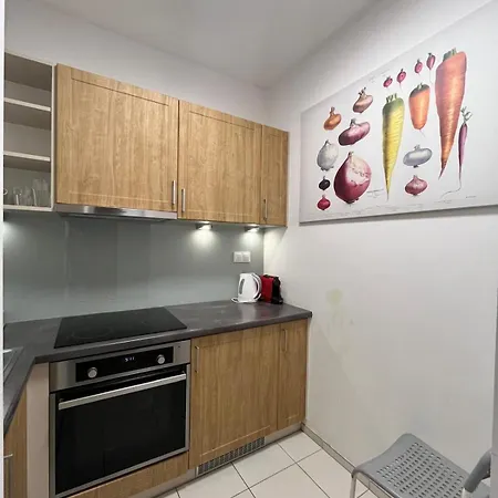 Apartment Okrzei Praga Warschau